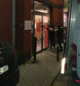 depannage urgence vitrine magasin